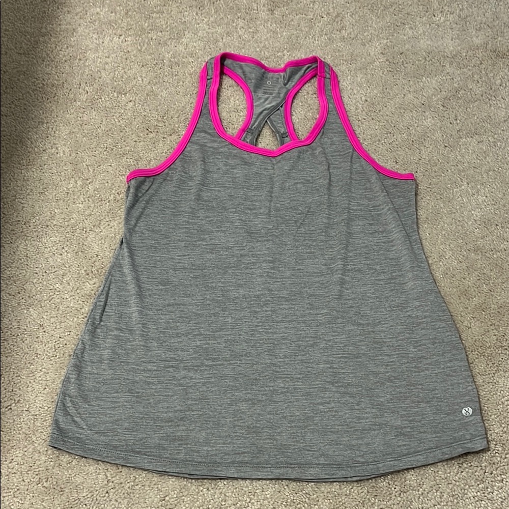 Open-back Detail Flowy Workout Tank